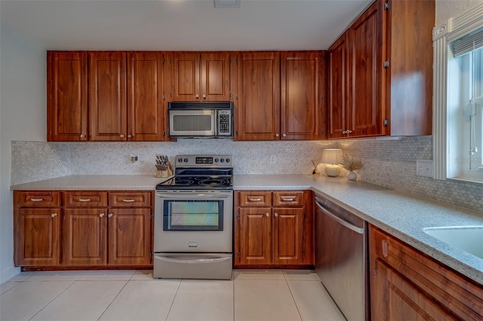 2700 BAYSHORE BLVD #588 — photo 8