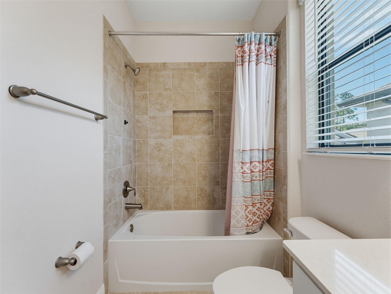 11515 WEAVER HOLLOW RD — photo 32