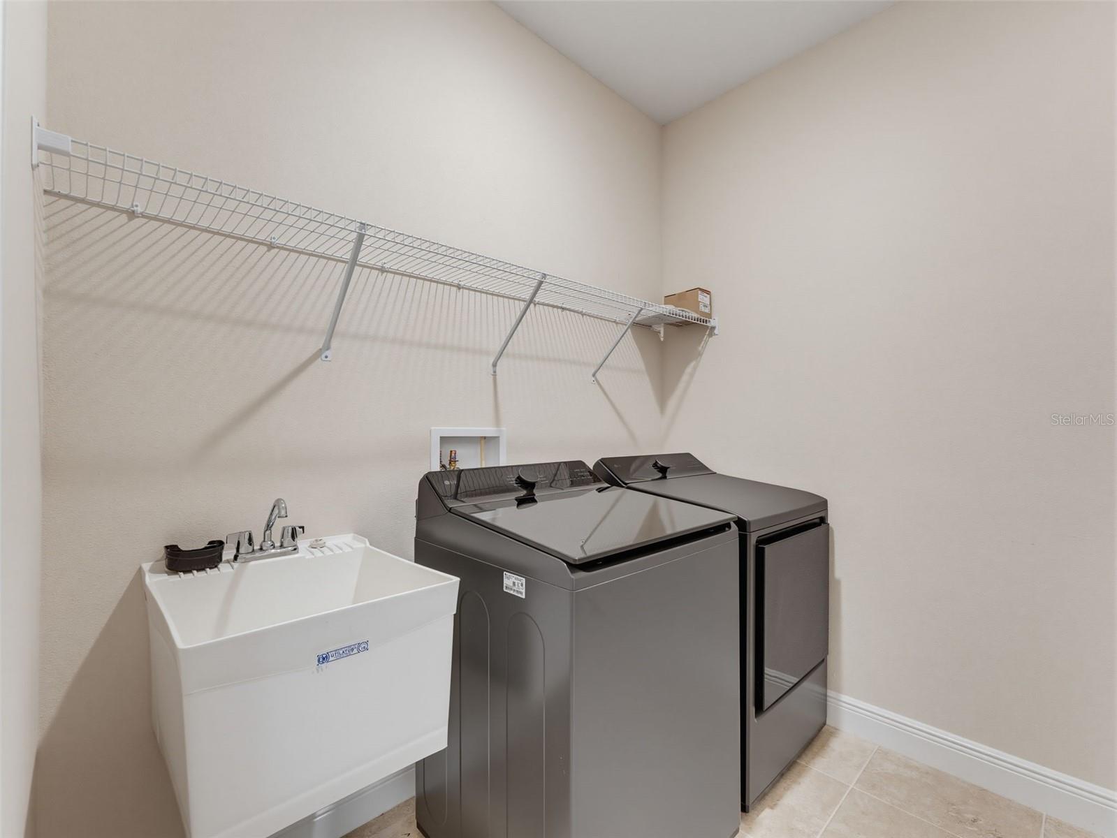 11515 WEAVER HOLLOW RD — photo 39