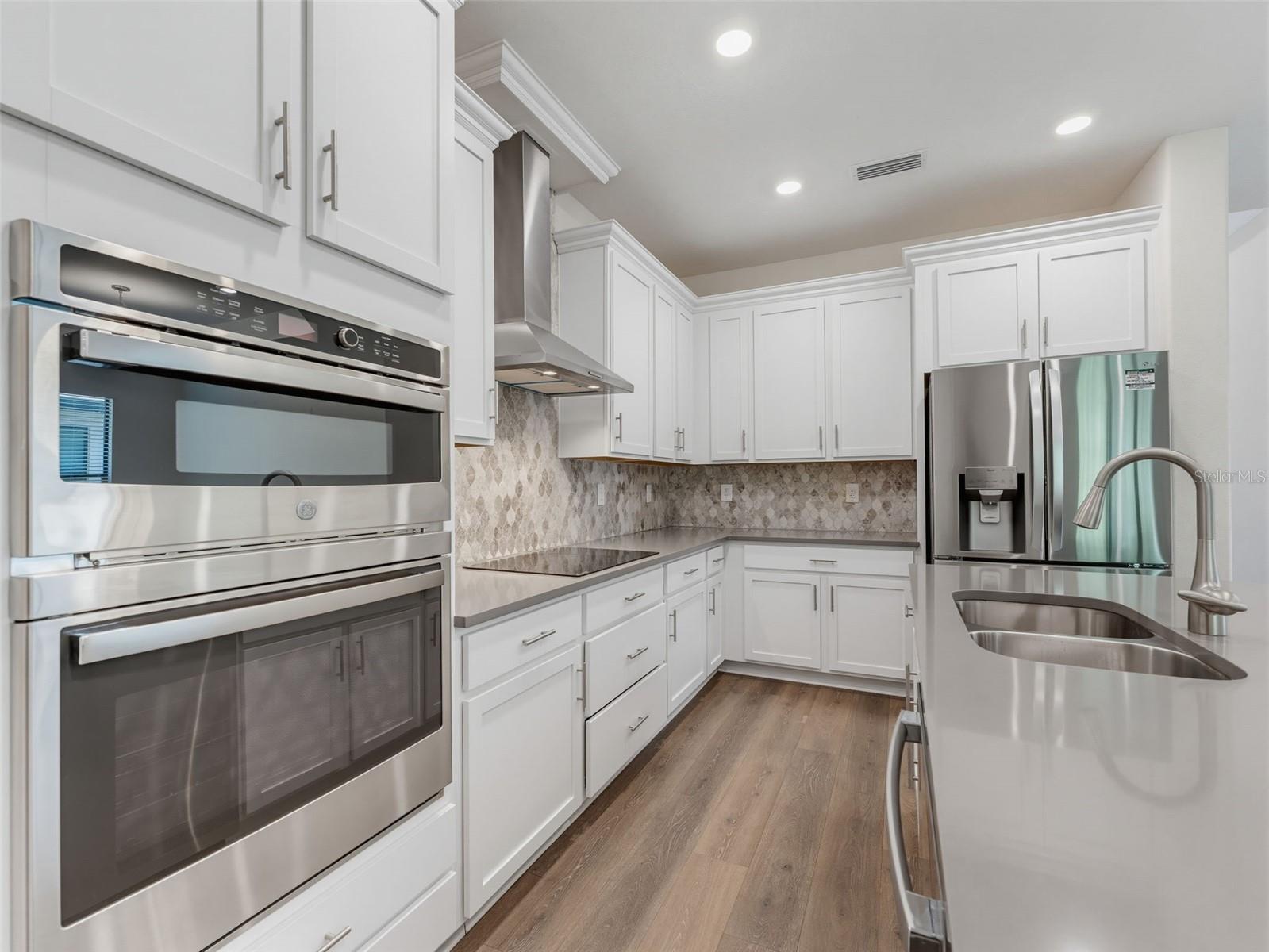11515 WEAVER HOLLOW RD — photo 22