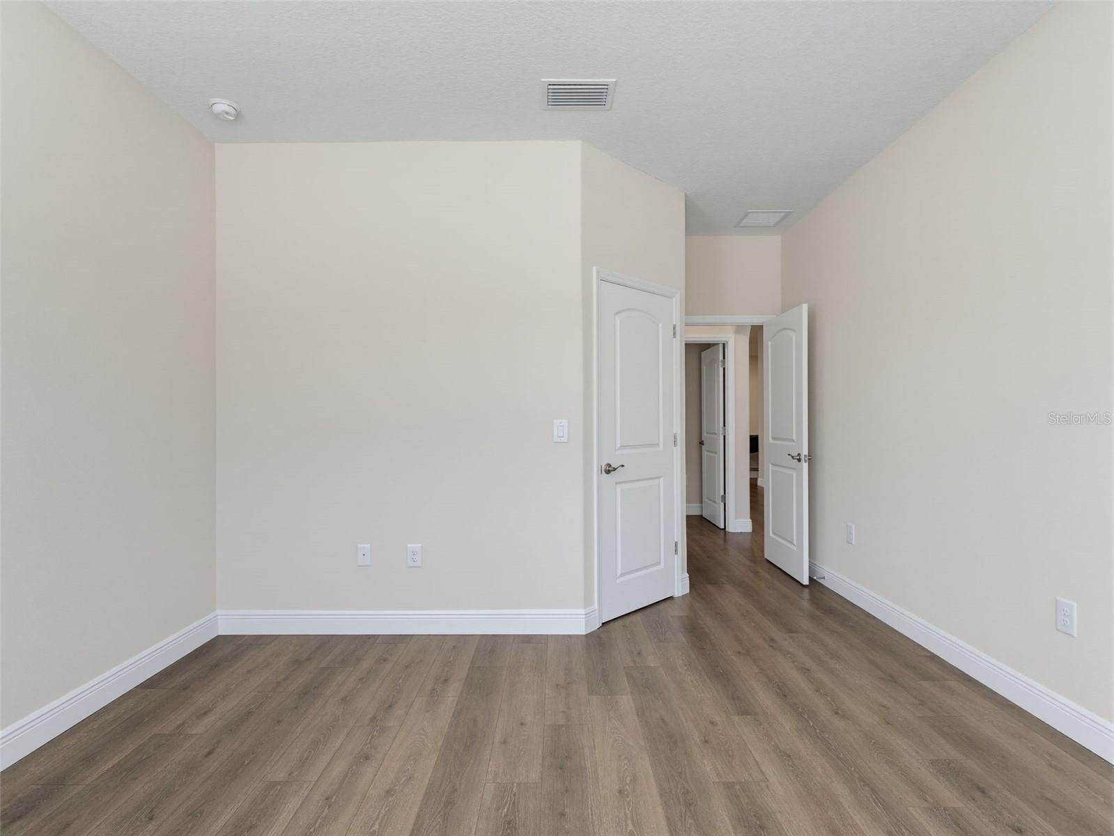 11515 WEAVER HOLLOW RD — photo 30