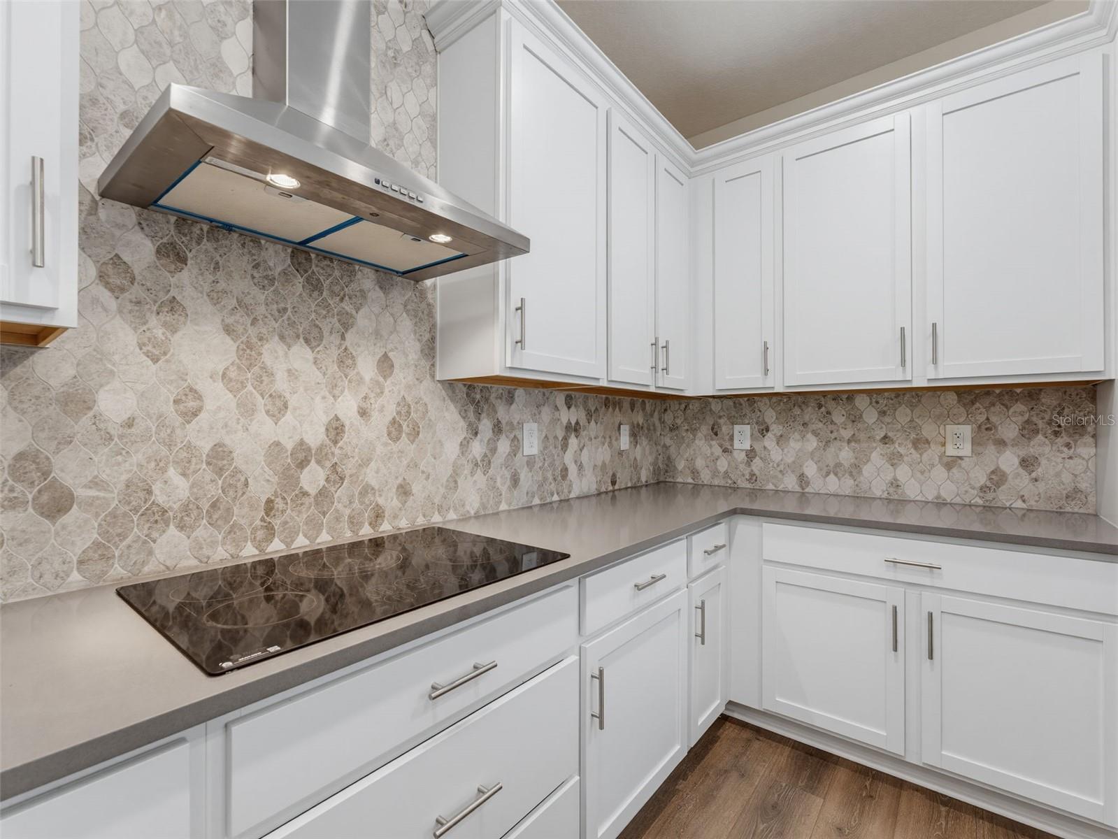 11515 WEAVER HOLLOW RD — photo 24