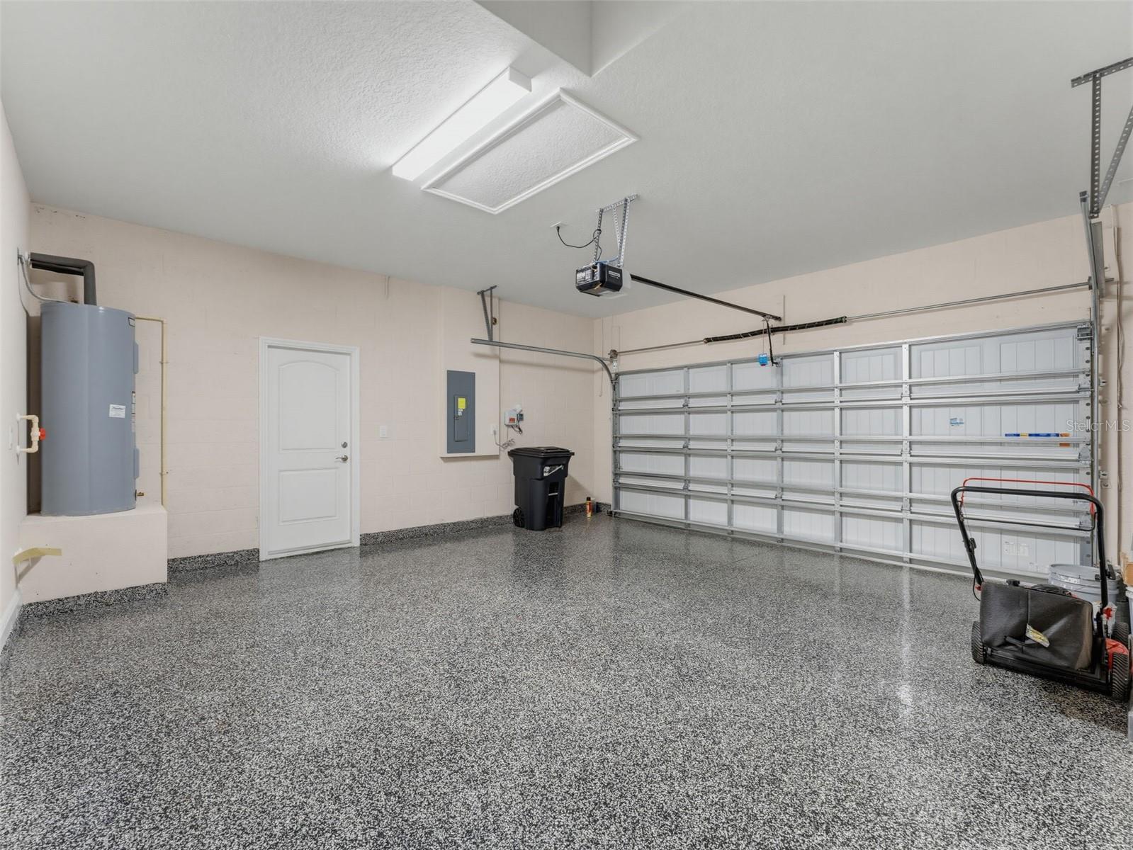 11515 WEAVER HOLLOW RD — photo 36