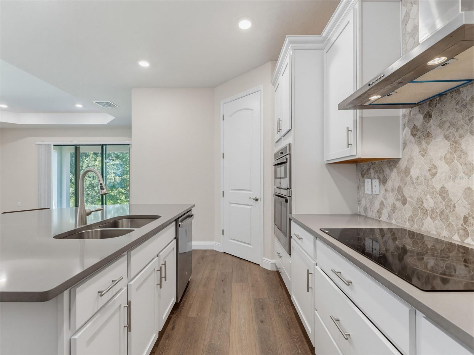 11515 WEAVER HOLLOW RD — photo 21