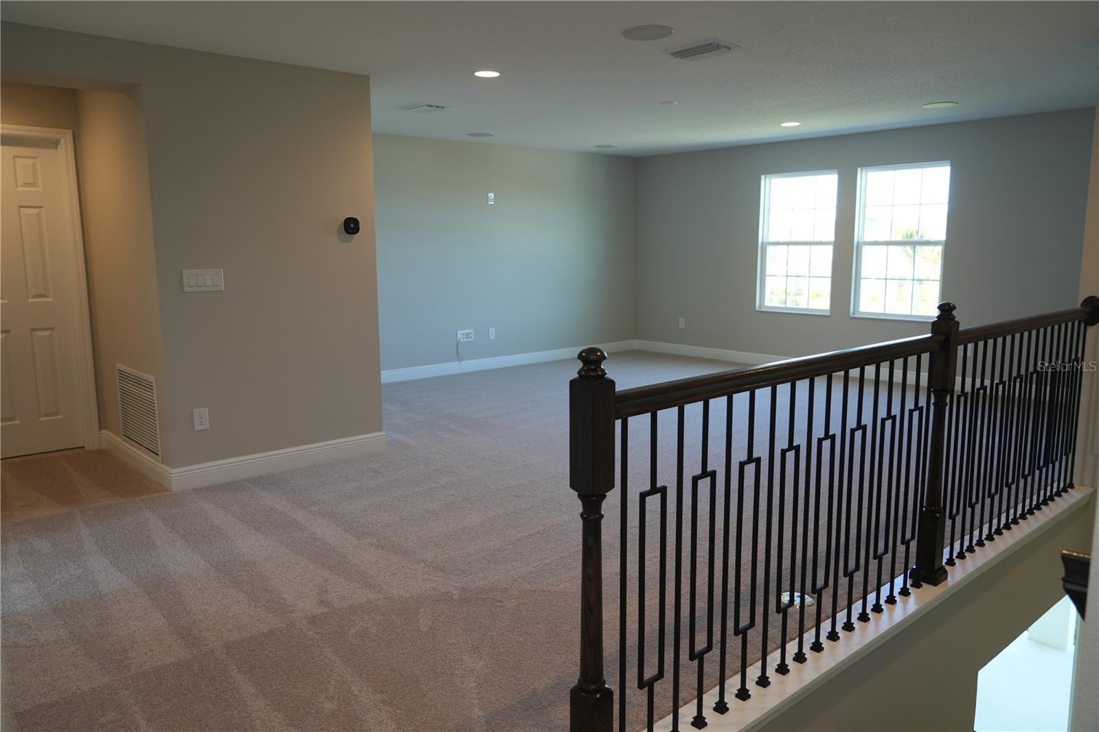 5450 WAYFARER AVE — photo 8