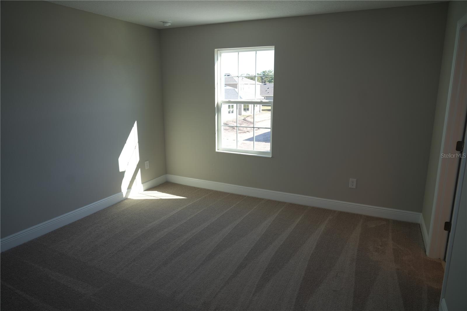 5450 WAYFARER AVE — photo 25
