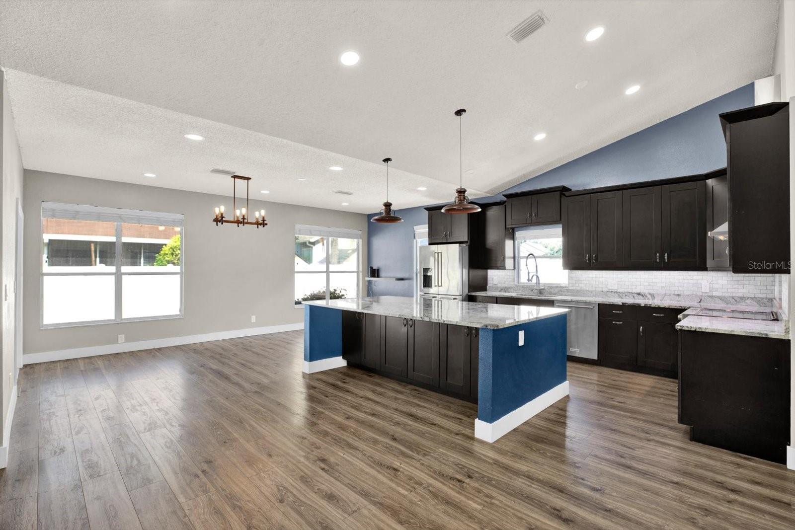 1427 BAY VIEW ST — photo 15