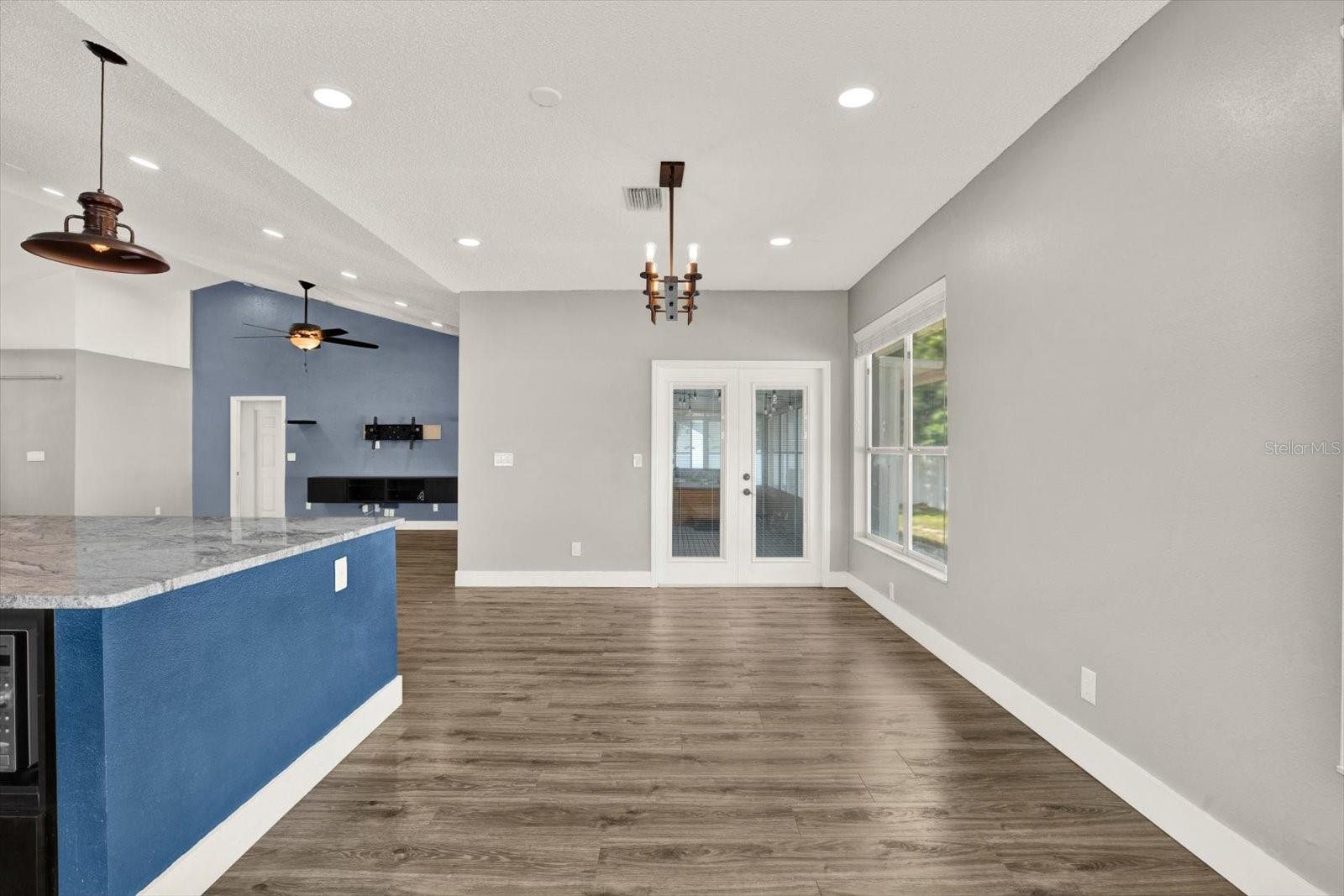 1427 BAY VIEW ST — photo 24