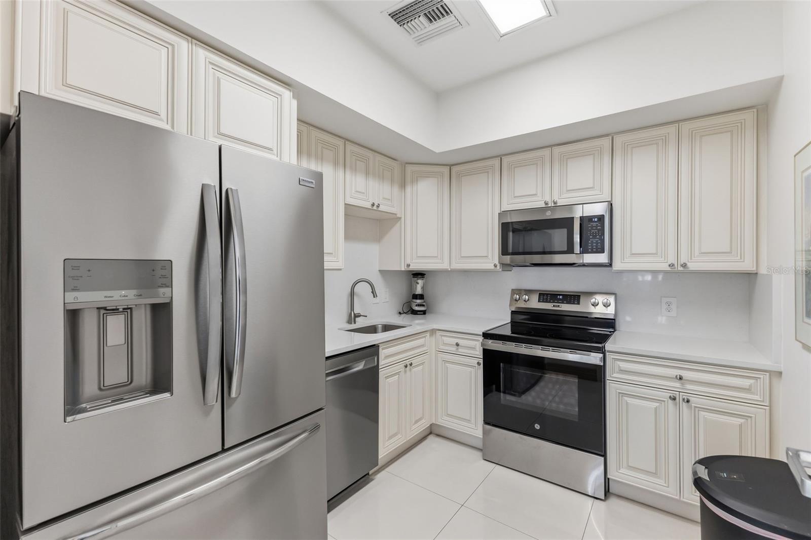 1540 GULF BLVD #1004 — photo 44
