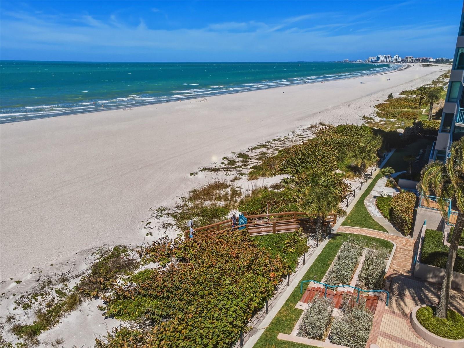 1540 GULF BLVD #1004 — photo 31