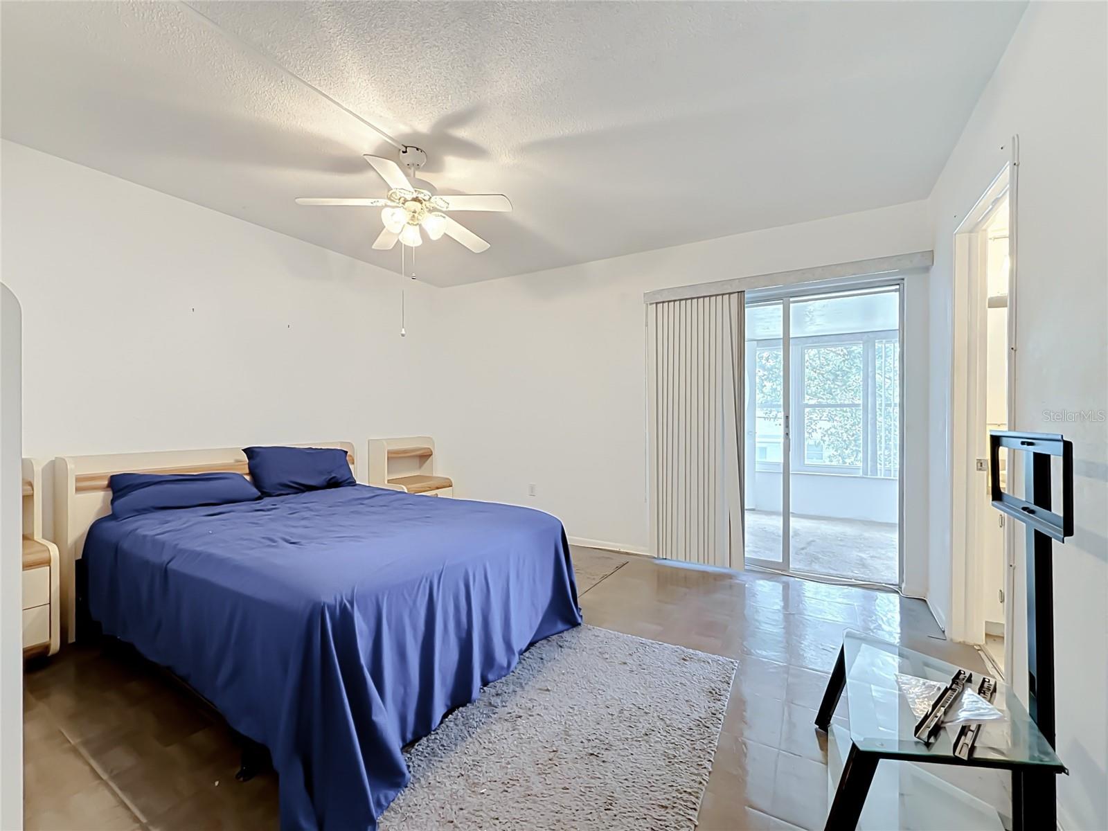 9945 47TH AVE N #203 — photo 32
