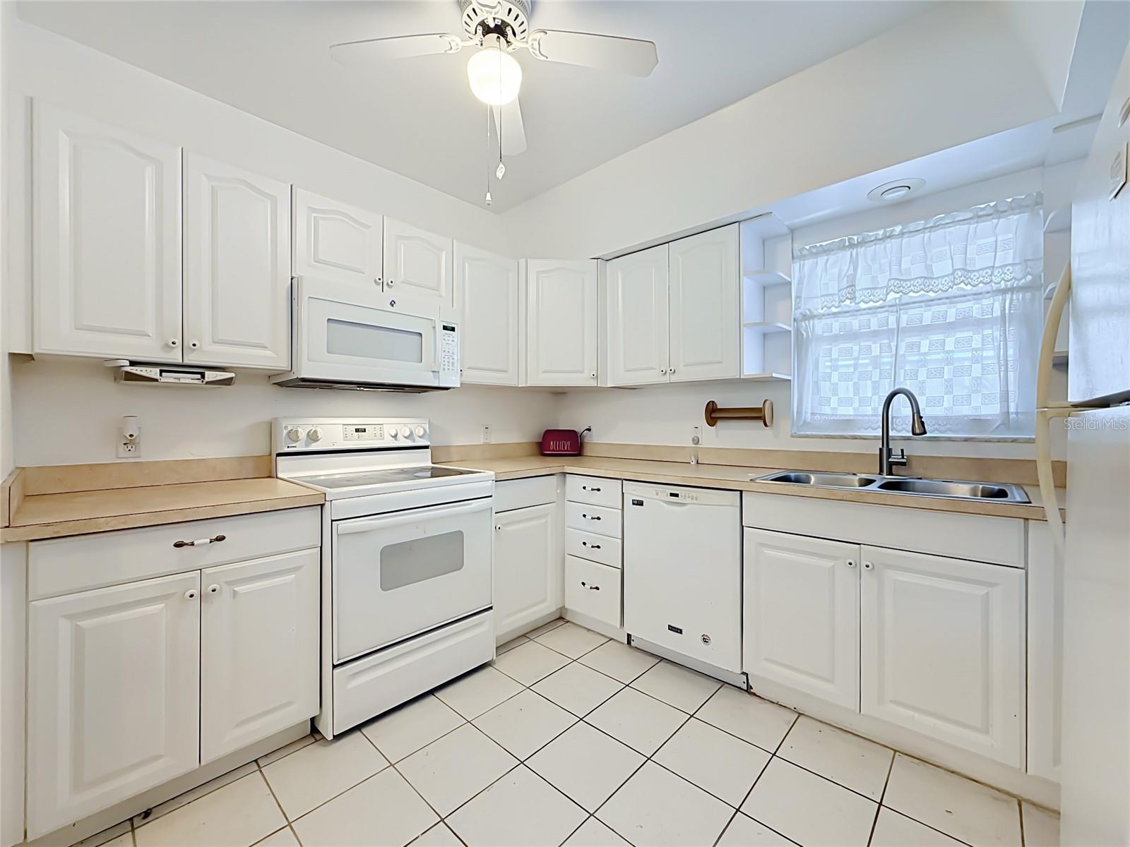 9945 47TH AVE N #203 — photo 9