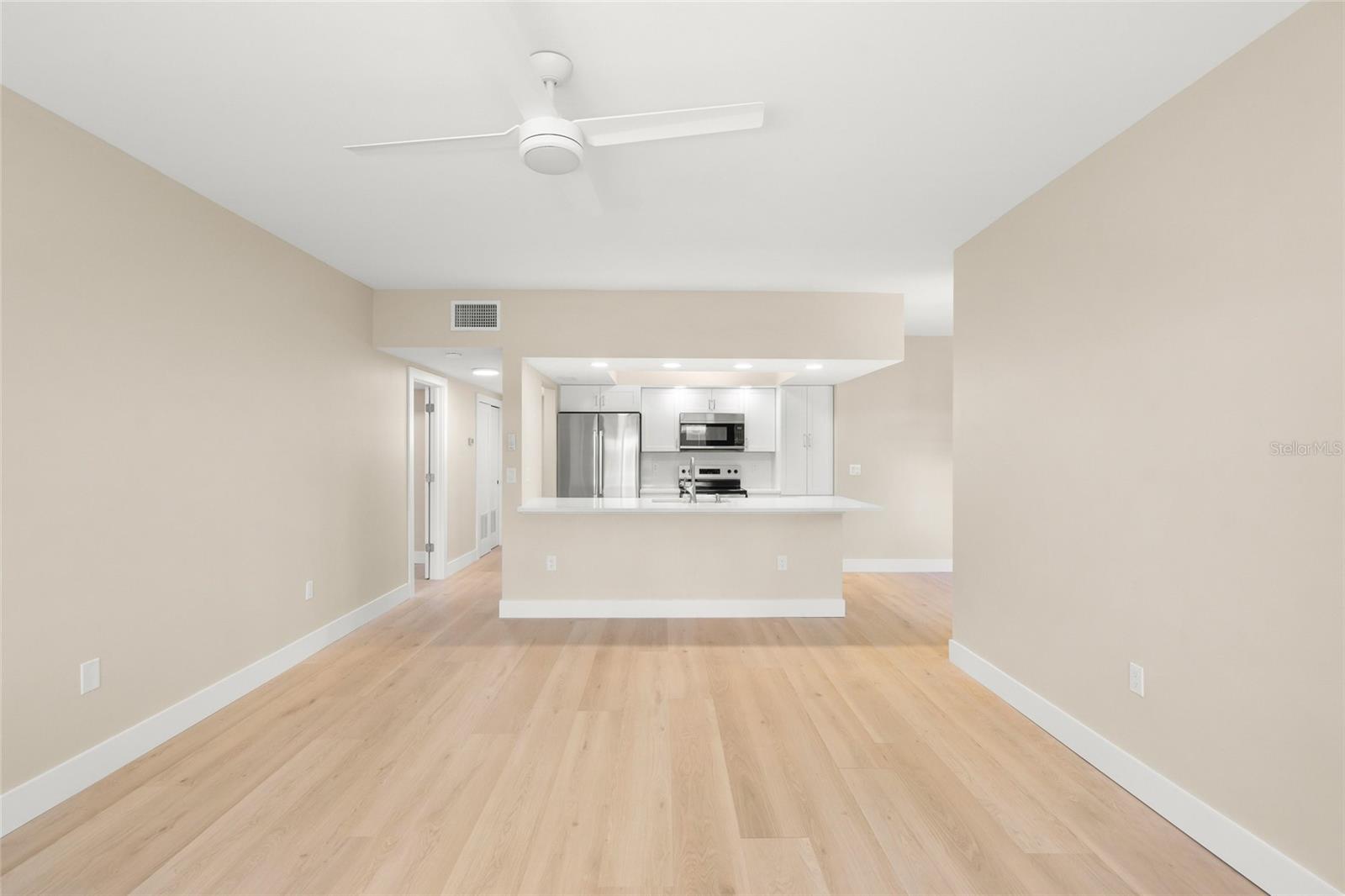 5823 TIDEWOOD AVE #19 — photo 10