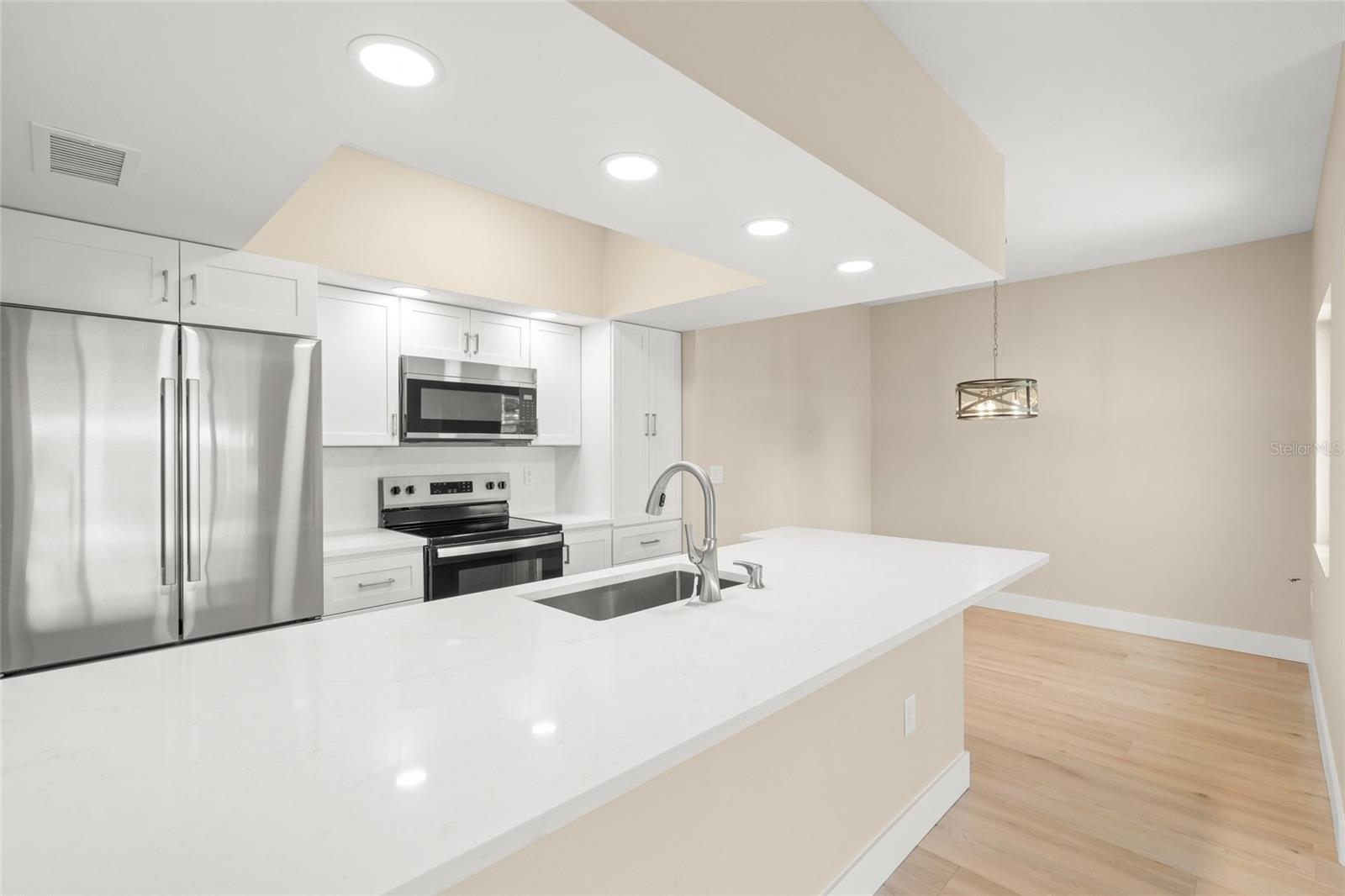 5823 TIDEWOOD AVE #19 — photo 6