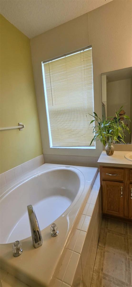 3233 DOWNAN POINT DR — photo 20