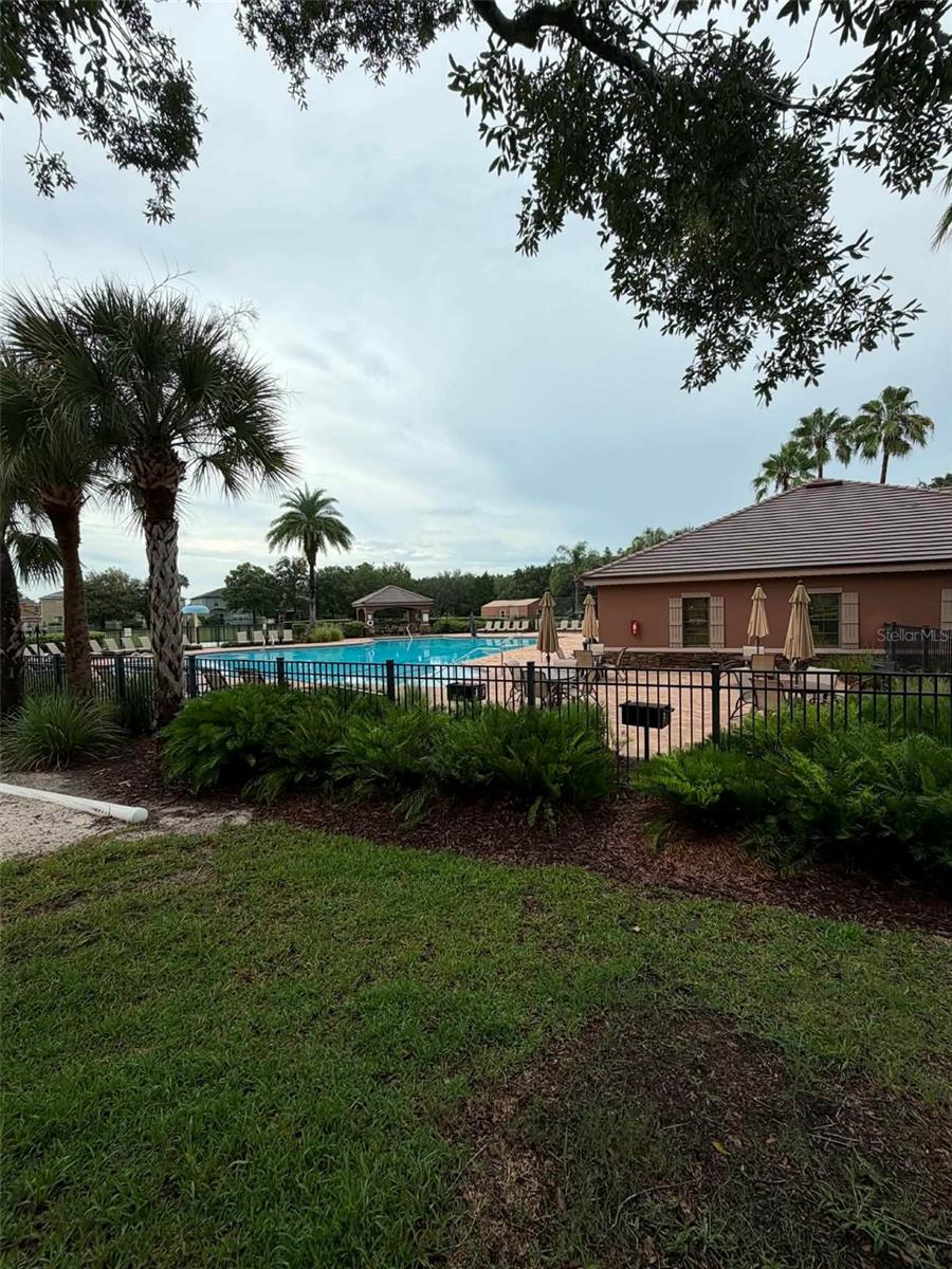 3233 DOWNAN POINT DR — photo 37