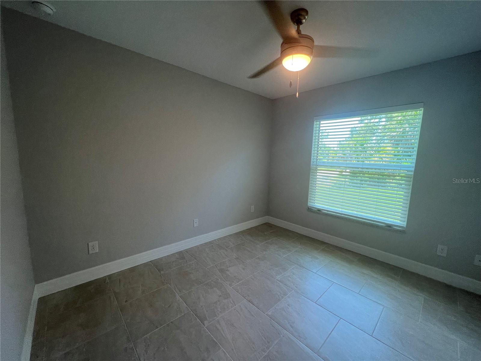 4895 LAS ALMANOS AVE — photo 12