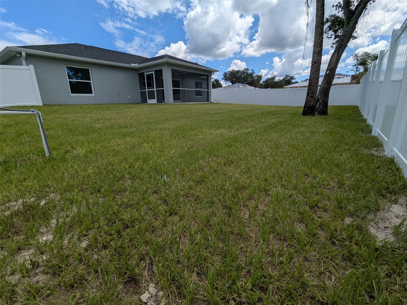 4895 LAS ALMANOS AVE — photo 33