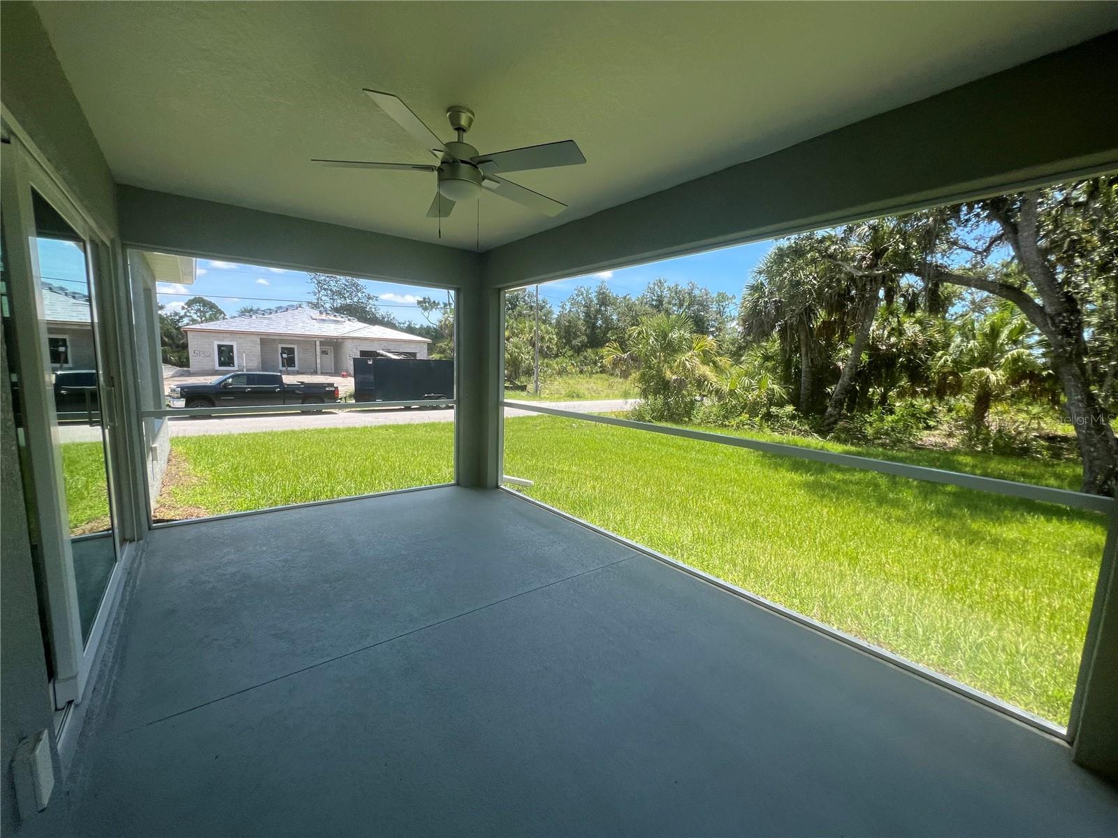4895 LAS ALMANOS AVE — photo 28