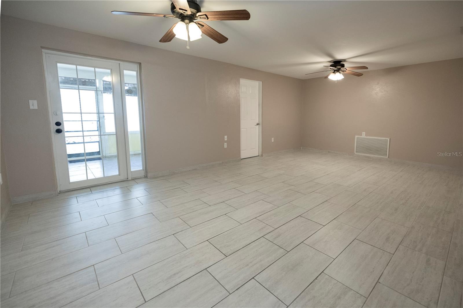 5333 DUNCANWOOD DR — photo 12