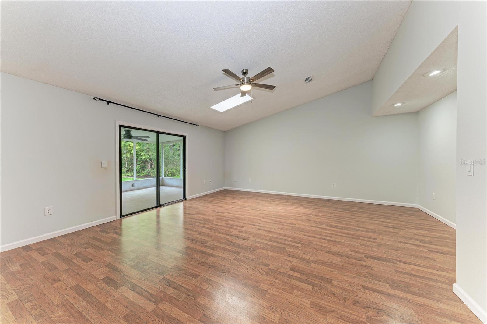 5506 82ND AVENUE DR E — photo 11