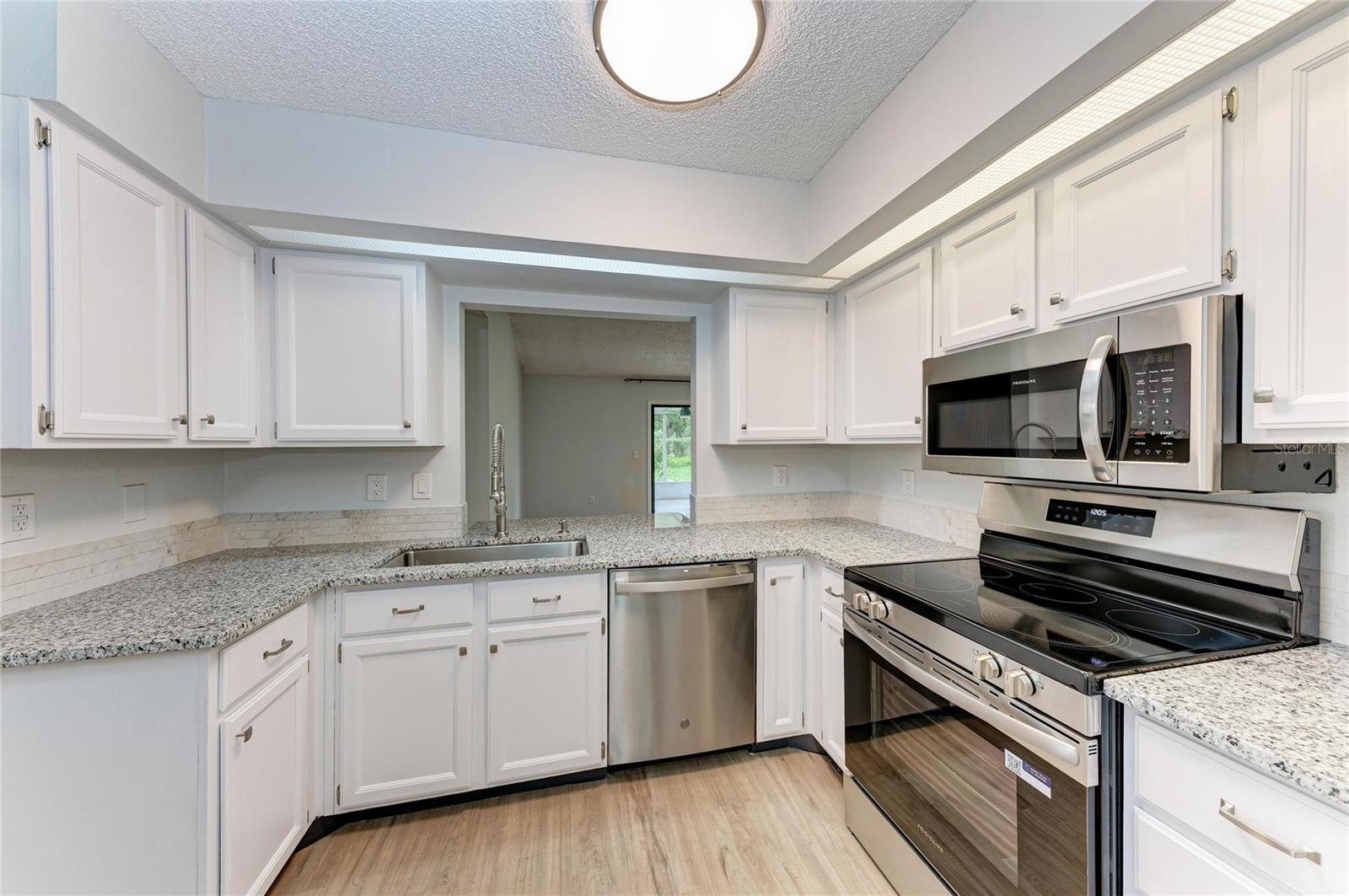 5506 82ND AVENUE DR E — photo 16