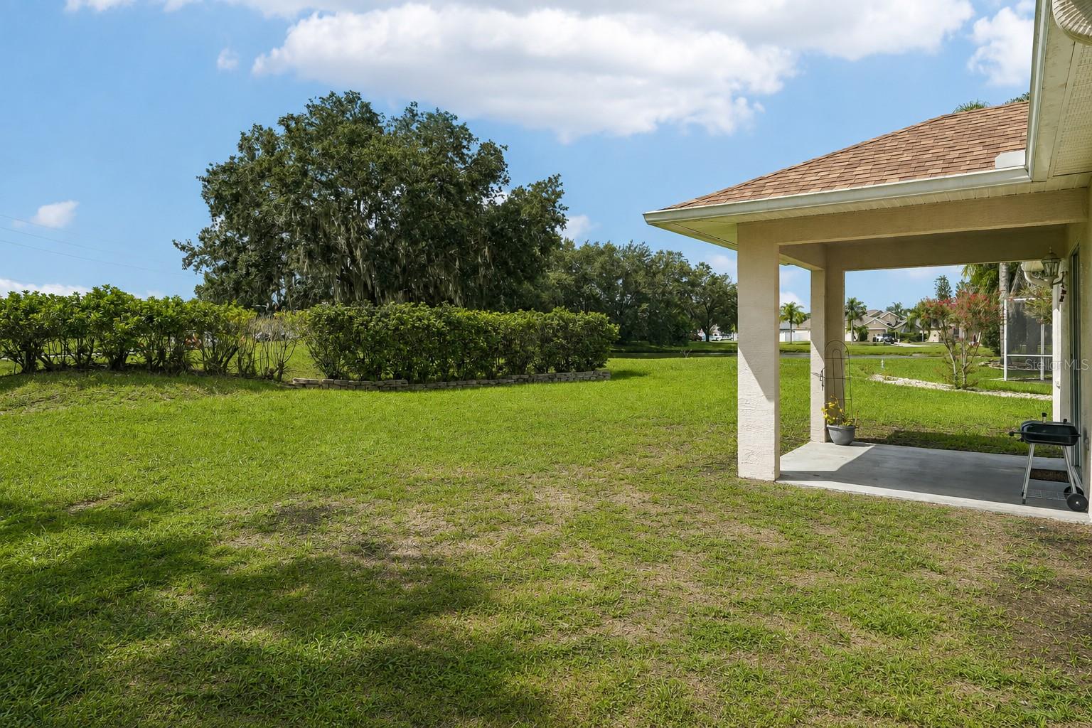 4236 TARKINGTON DR — photo 36
