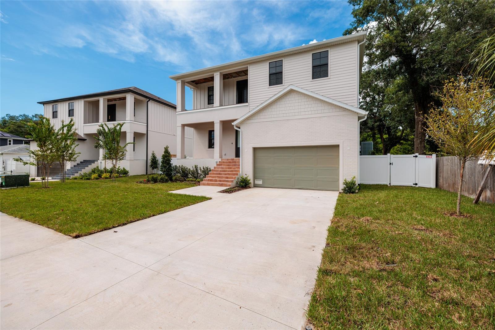 4703 W KNIGHTS AVE — photo 3