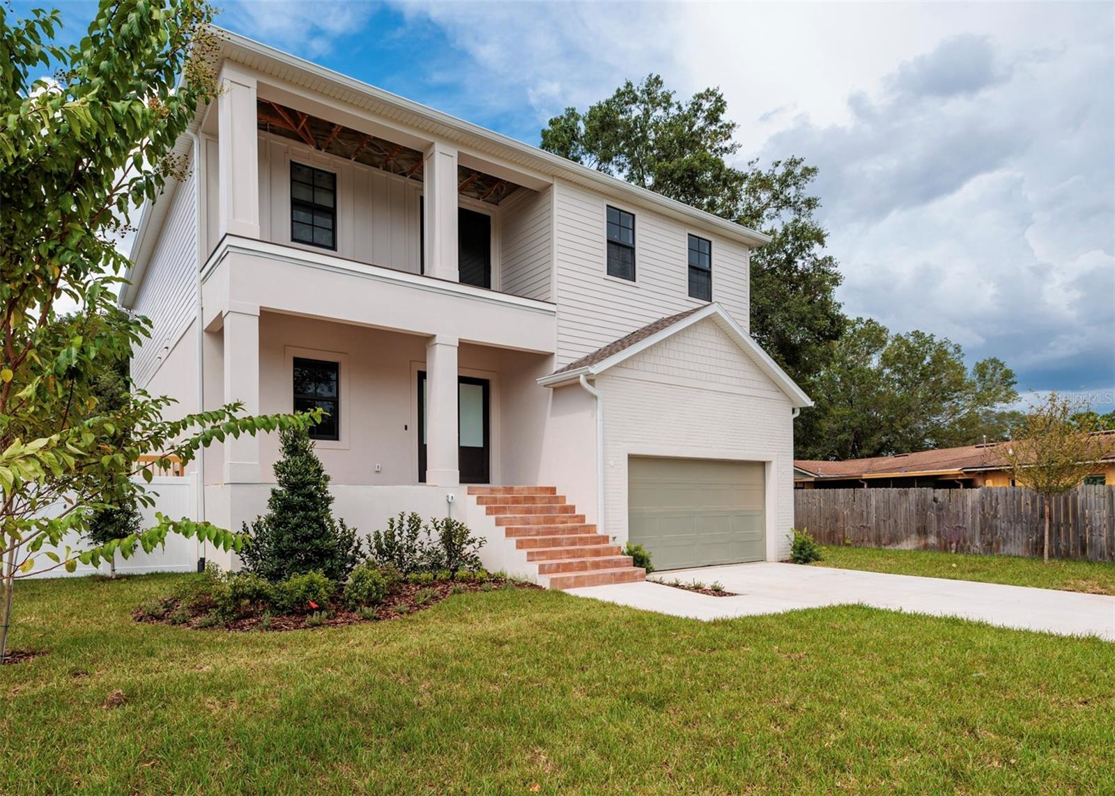 4703 W KNIGHTS AVE — photo 2