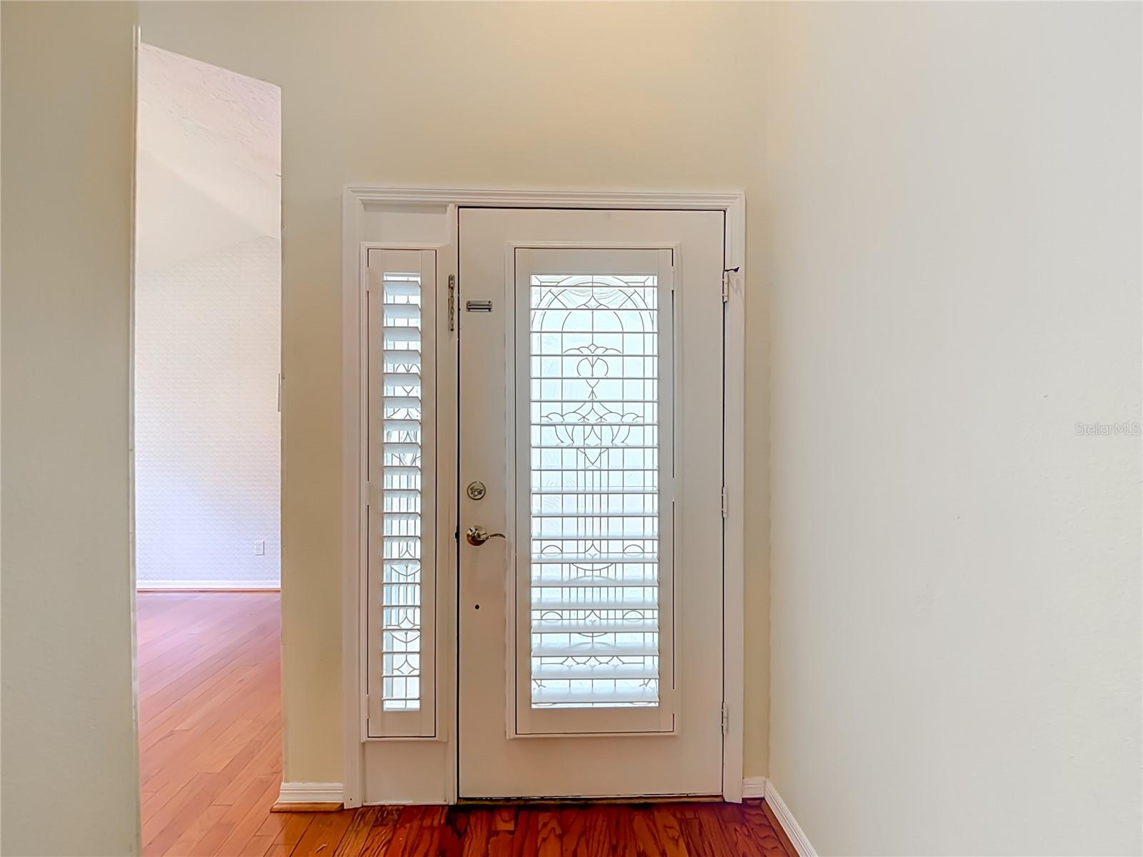 15886 SANCTUARY DR — photo 6