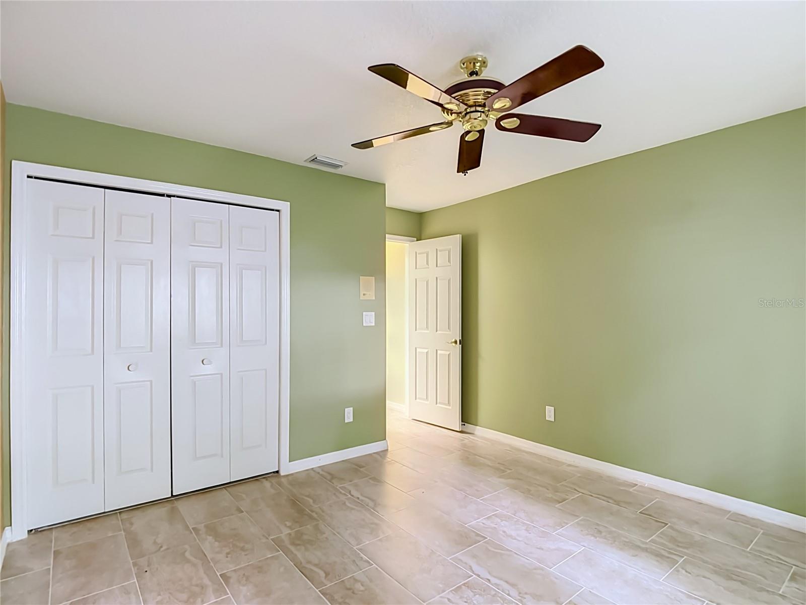 15886 SANCTUARY DR — photo 48
