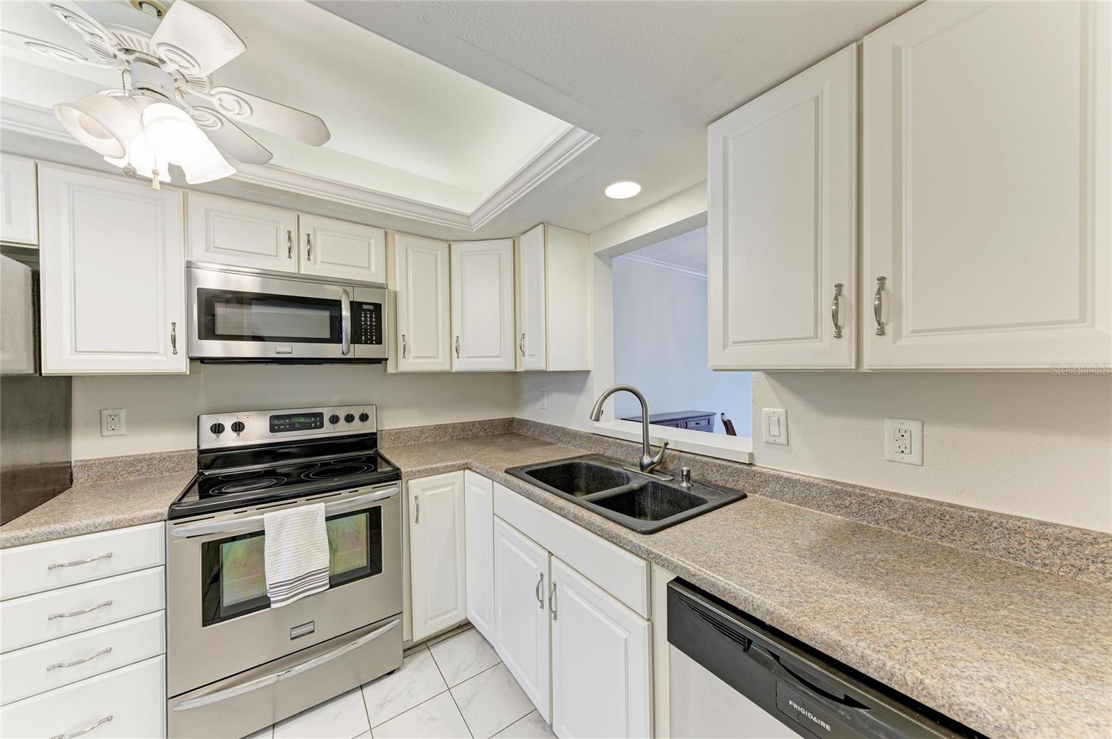 6999 W COUNTRY CLUB DR N #123 — photo 10