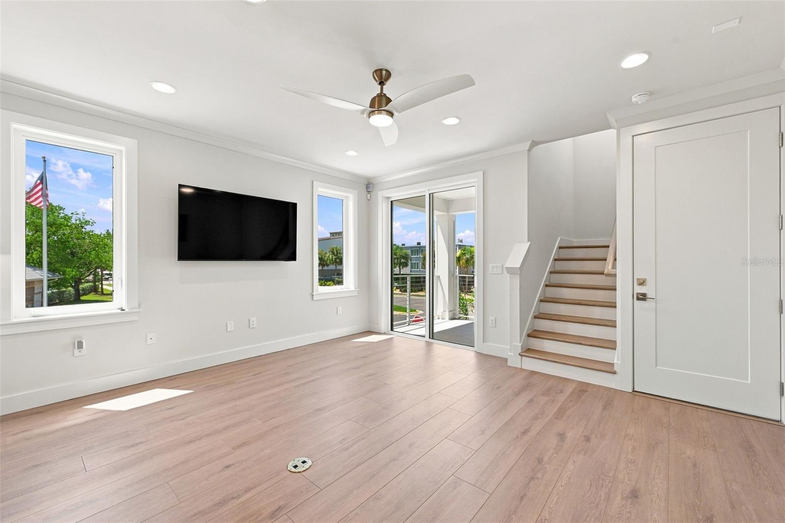 19101 GULF BLVD — photo 20