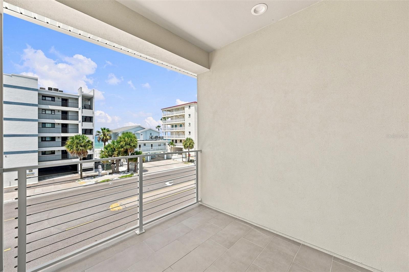 19101 GULF BLVD — photo 39