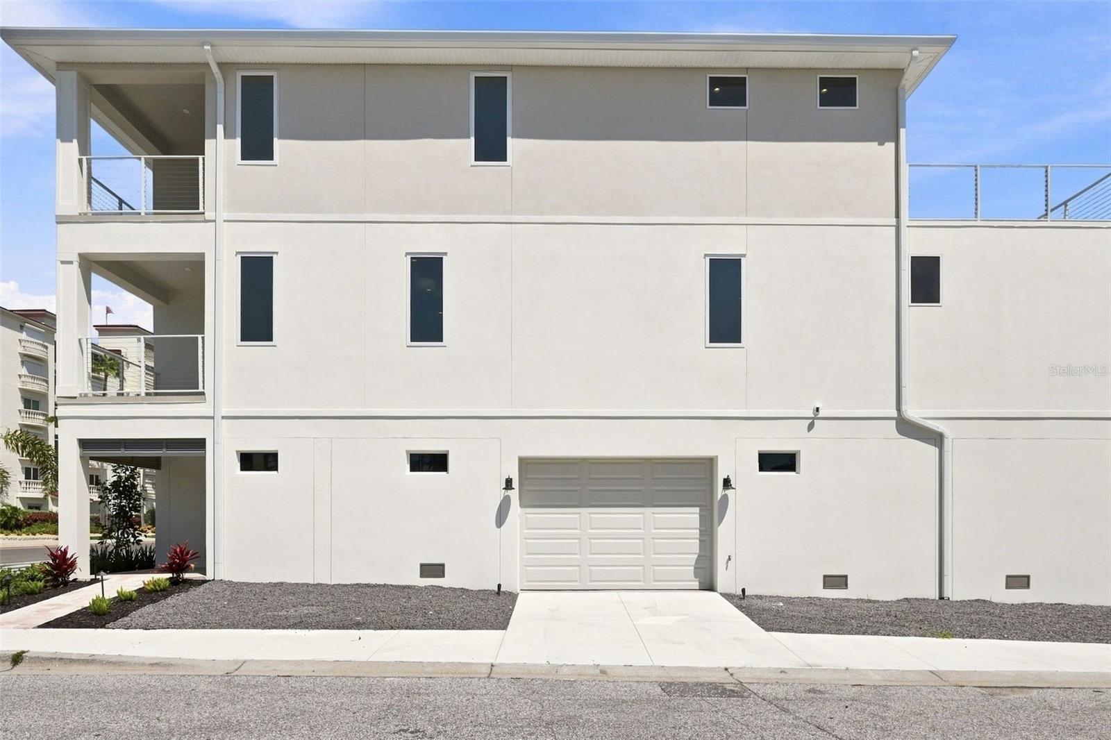 19101 GULF BLVD — photo 60