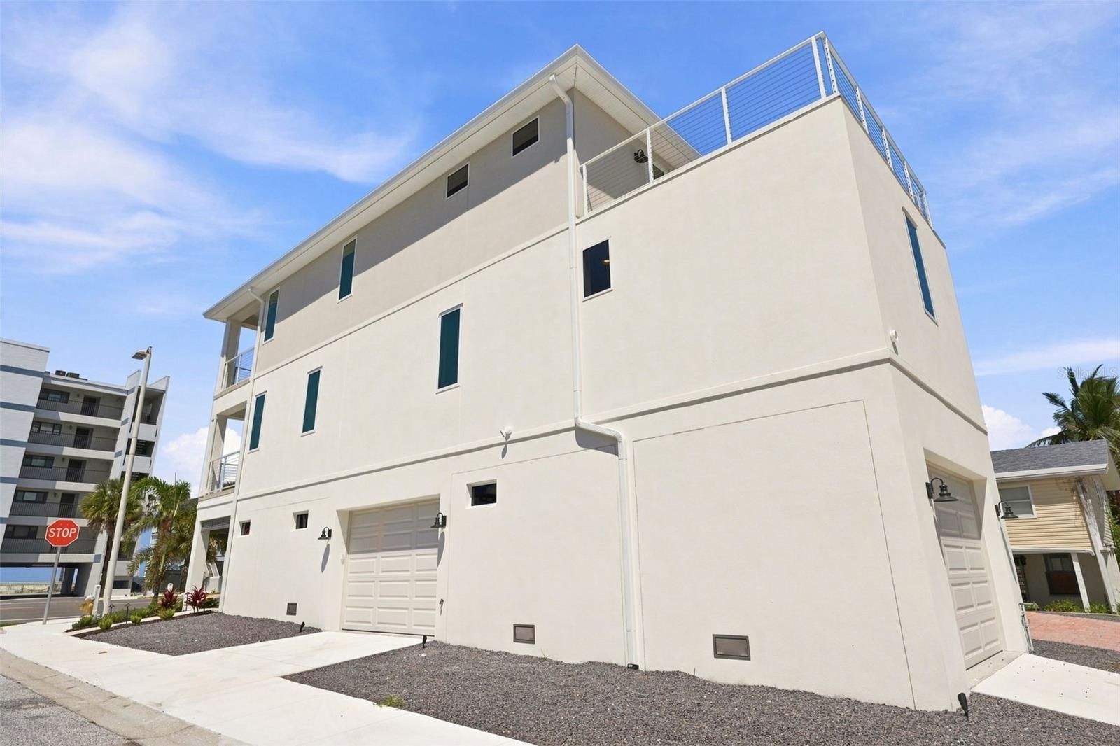 19101 GULF BLVD — photo 62