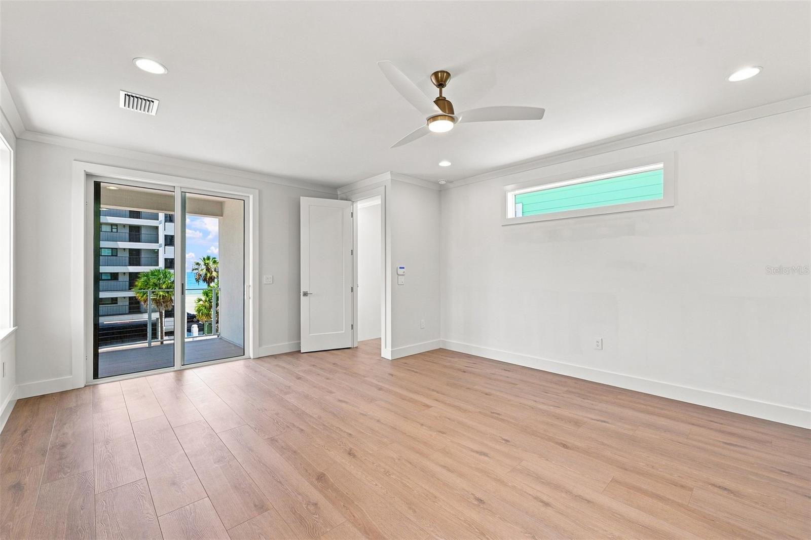 19101 GULF BLVD — photo 44