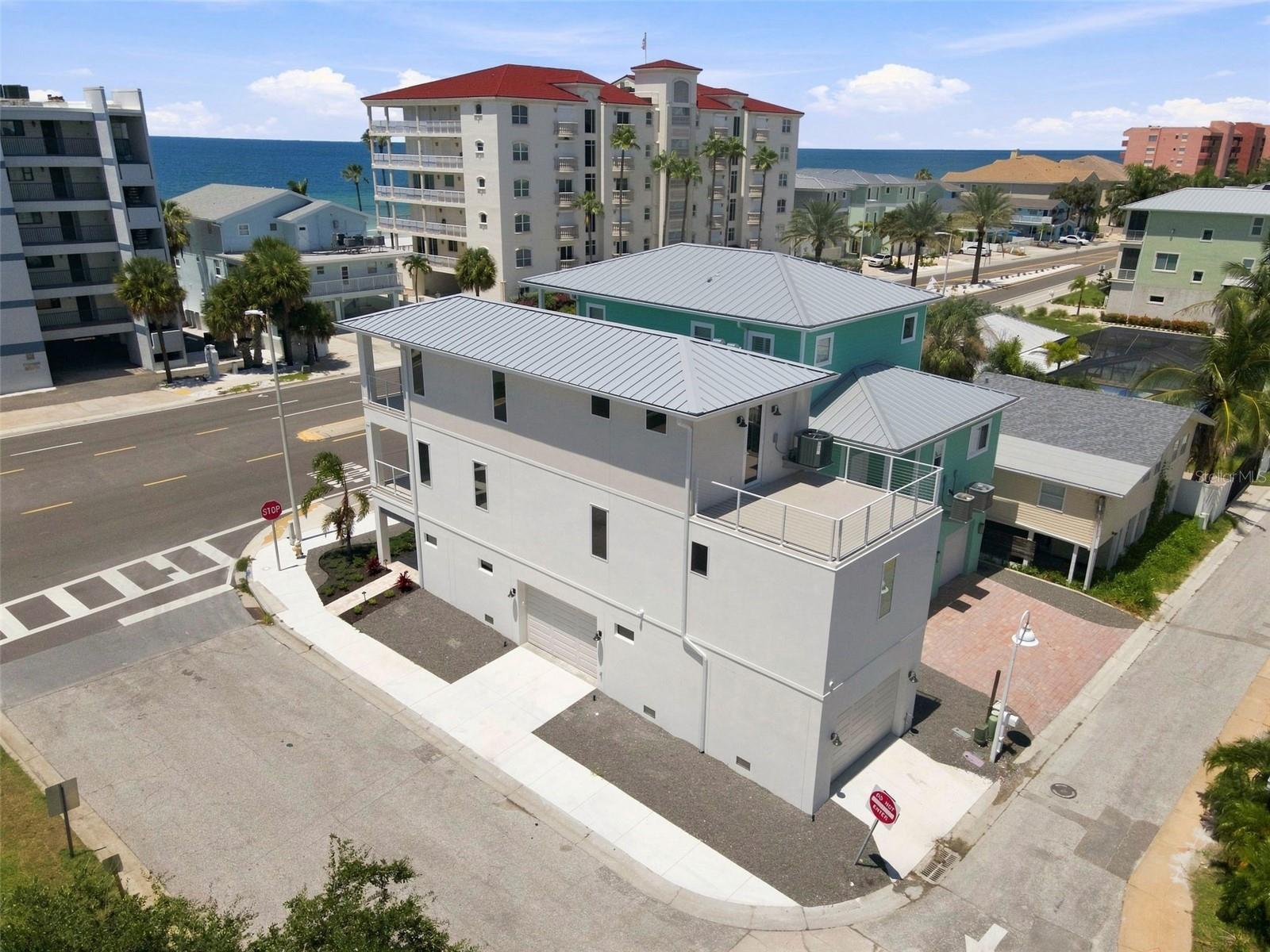 19101 GULF BLVD — photo 59