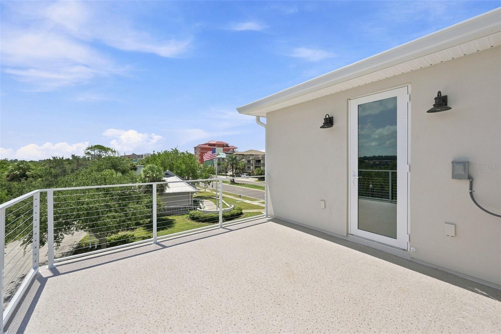 19101 GULF BLVD — photo 55