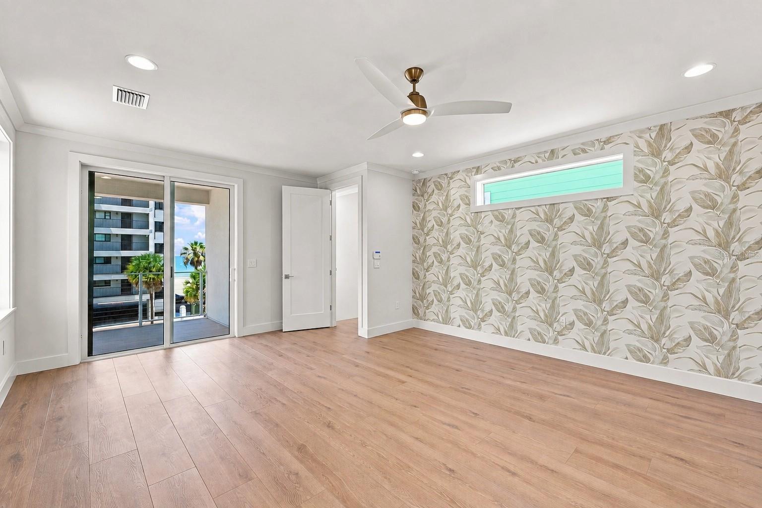 19101 GULF BLVD — photo 45