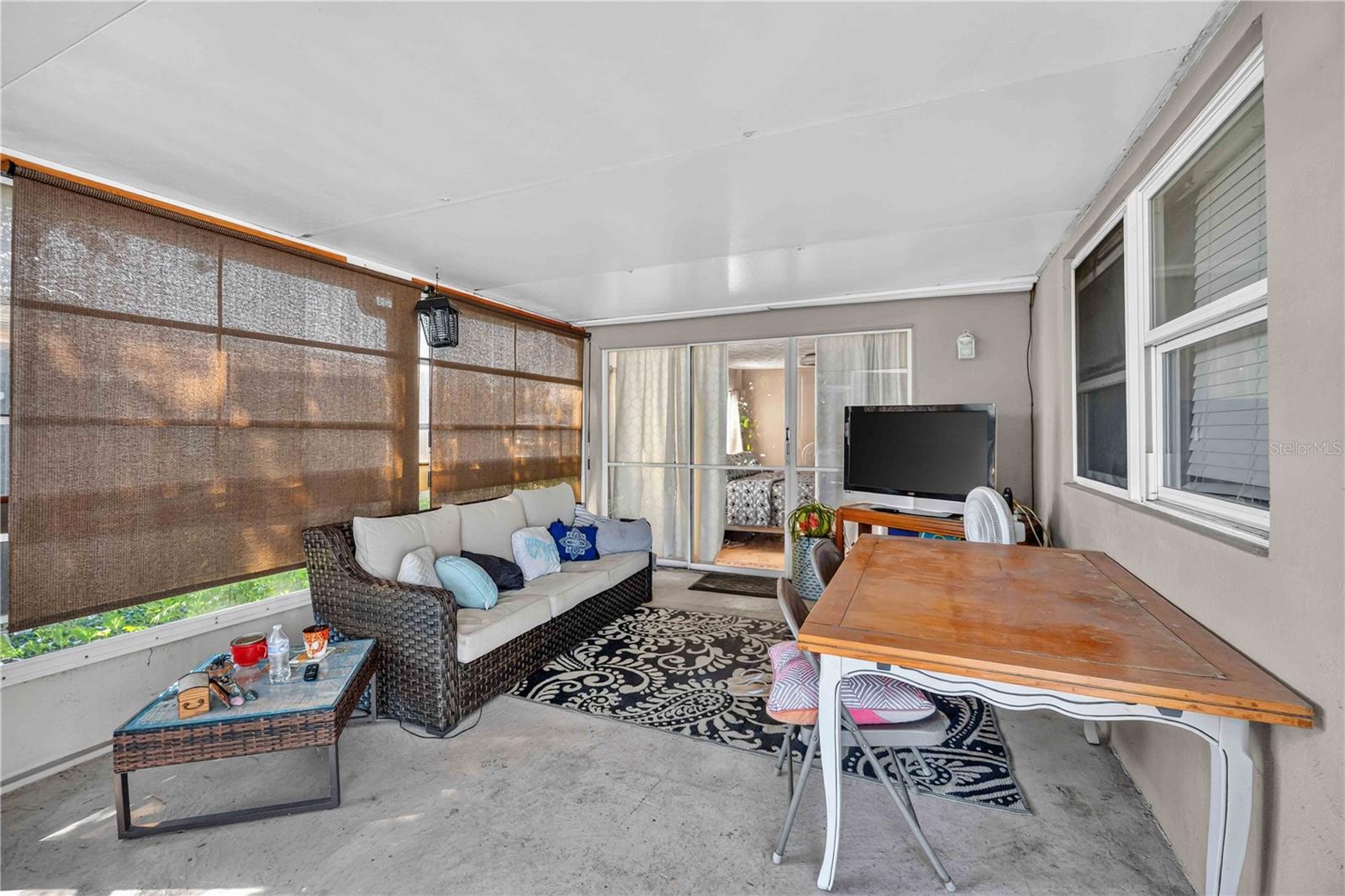 8093 HERBISON AVE — photo 26