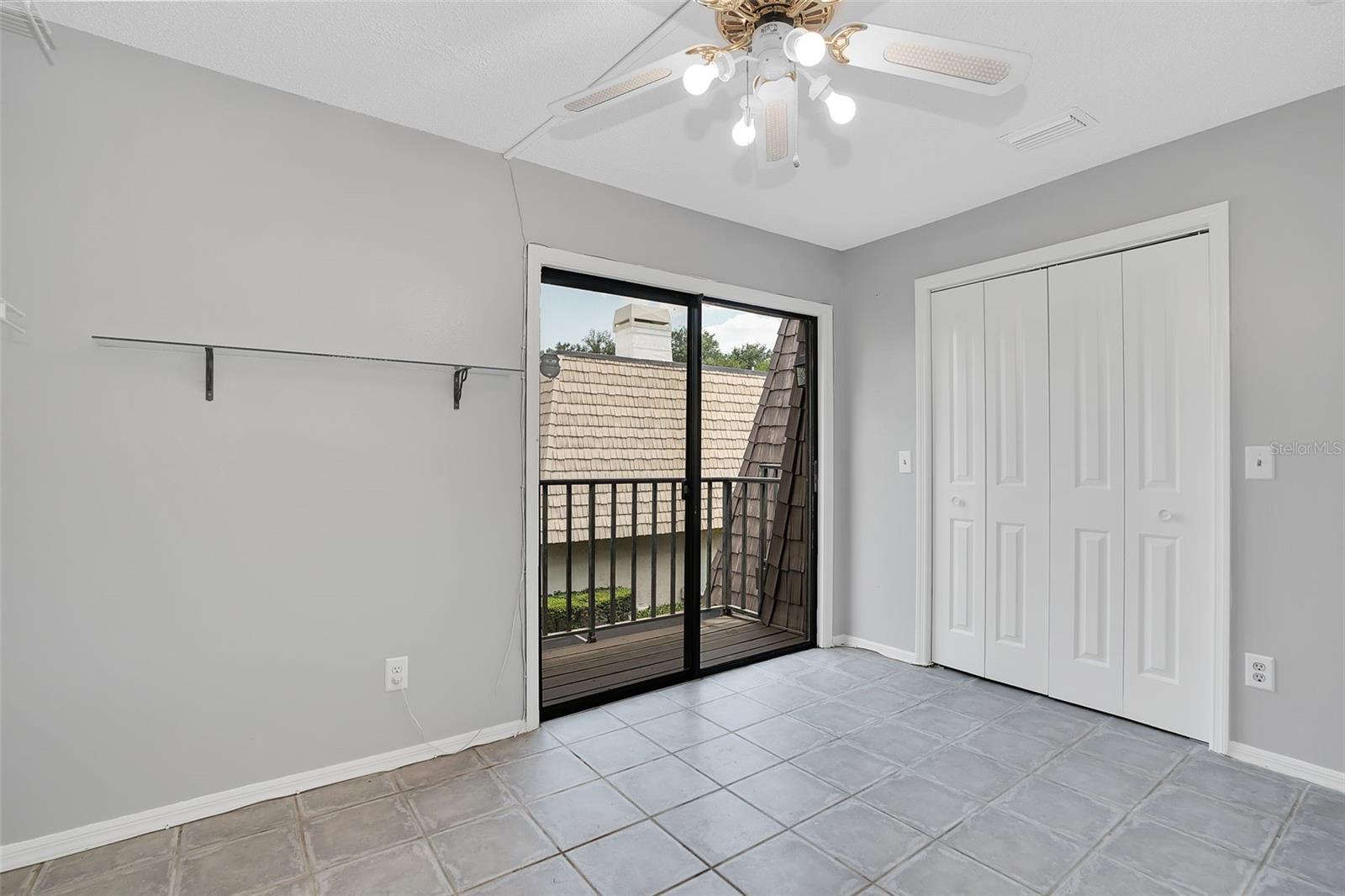 15217 W POND WOODS DR — photo 36