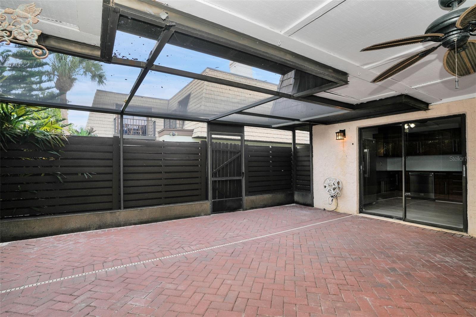15217 W POND WOODS DR — photo 41