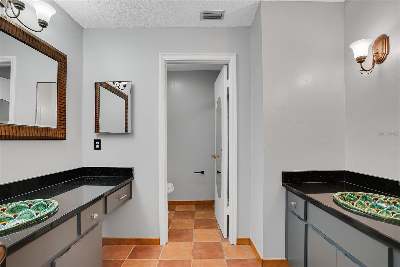 15217 W POND WOODS DR — photo 26
