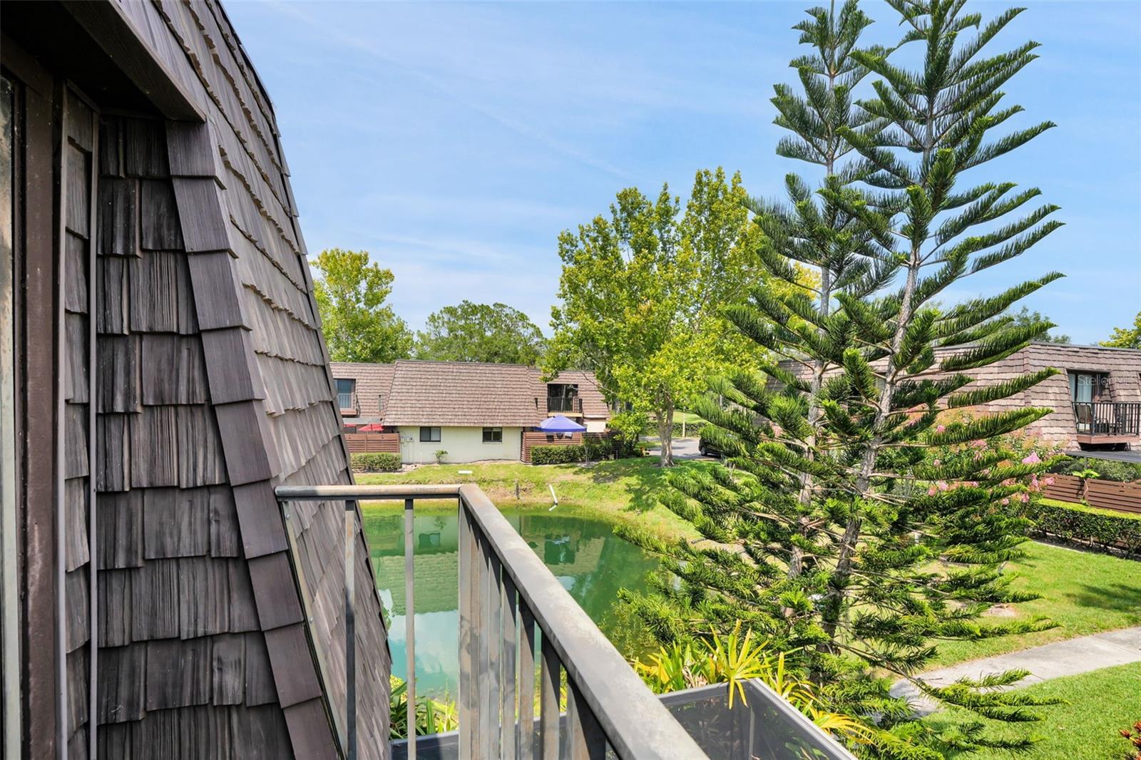 15217 W POND WOODS DR — photo 40
