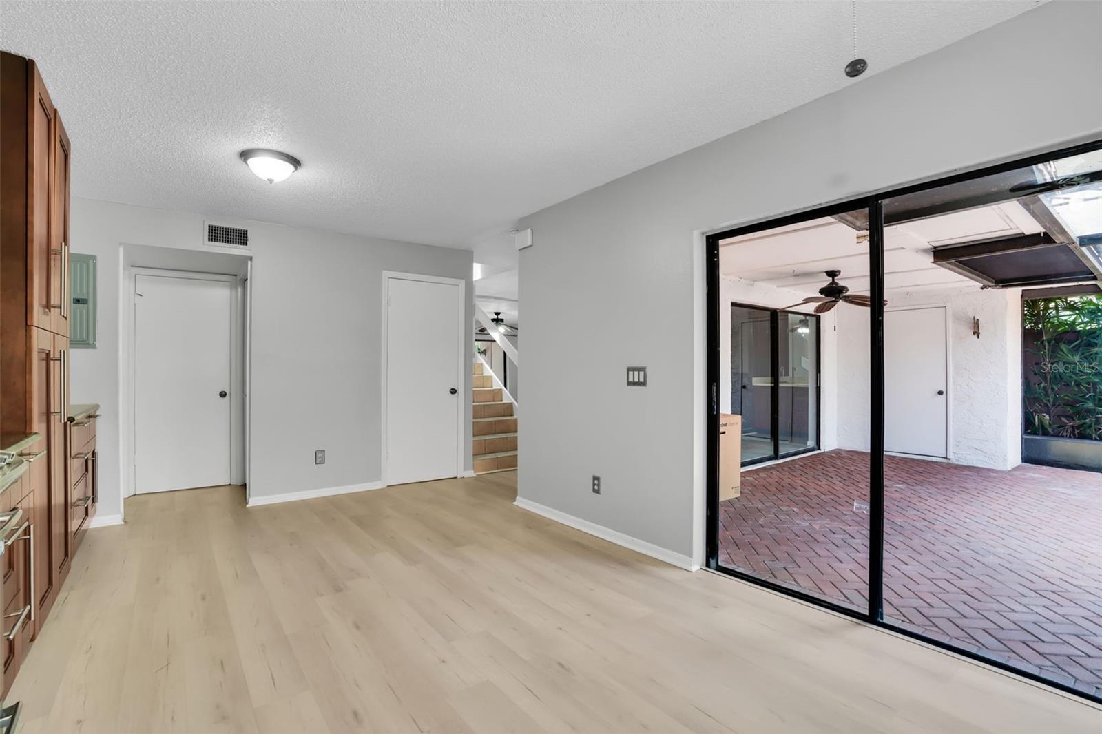 15217 W POND WOODS DR — photo 13