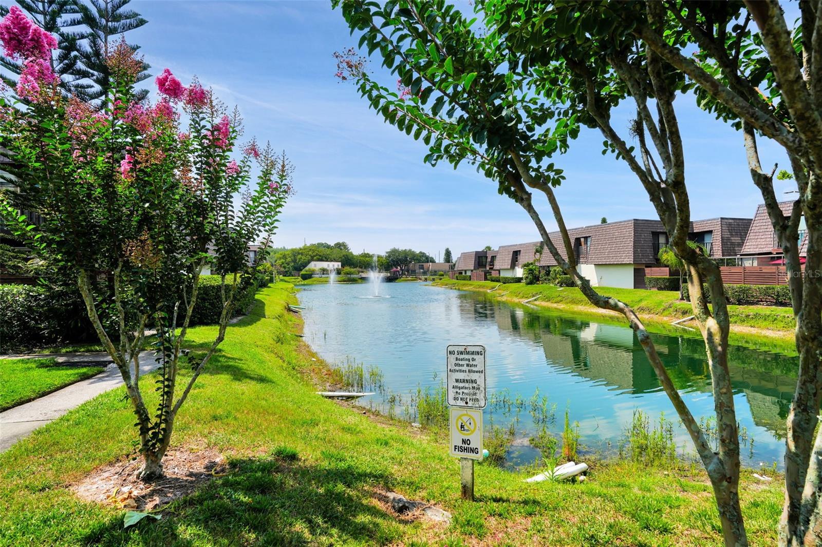 15217 W POND WOODS DR — photo 52