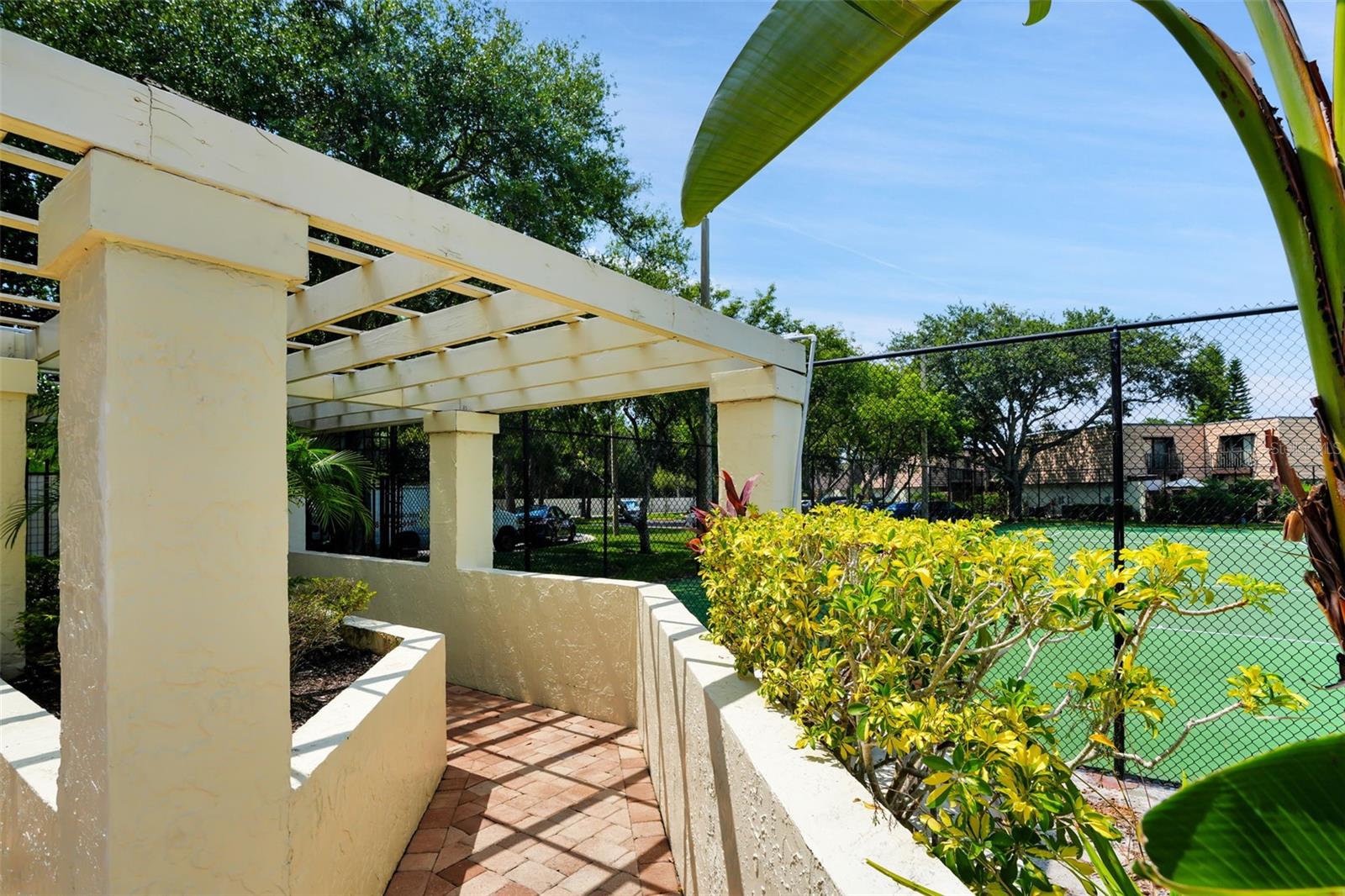 15217 W POND WOODS DR — photo 59