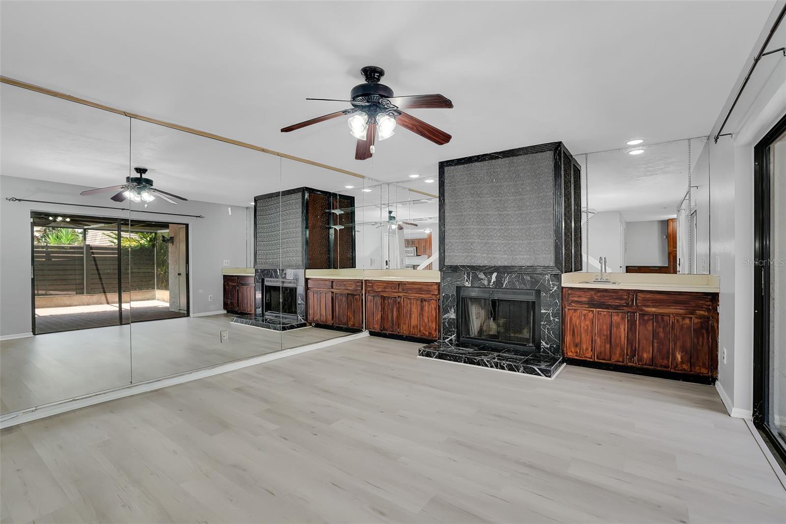 15217 W POND WOODS DR — photo 5