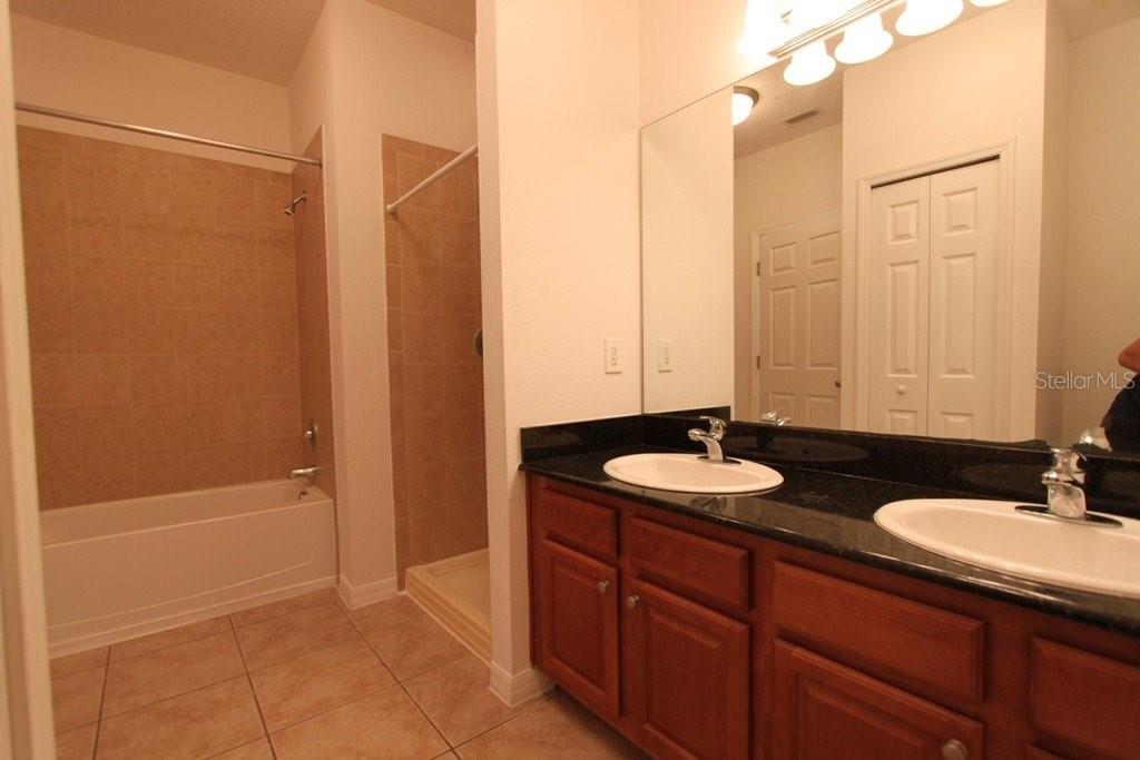 4247 TYLER CIR N — photo 7